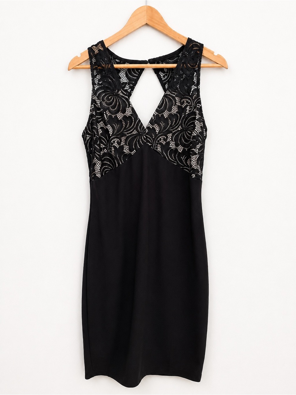 Guilty Black Lace Cocktail Dress | Keyhole Back | Size Large